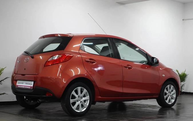 Mazda 2 cena 15900 przebieg: 137747, rok produkcji 2007 z Pułtusk małe 781